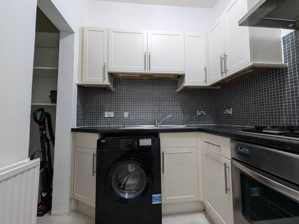 Additional image 6 of 1 bed detached house to rentWishaw Terrace, Edinburgh EH7