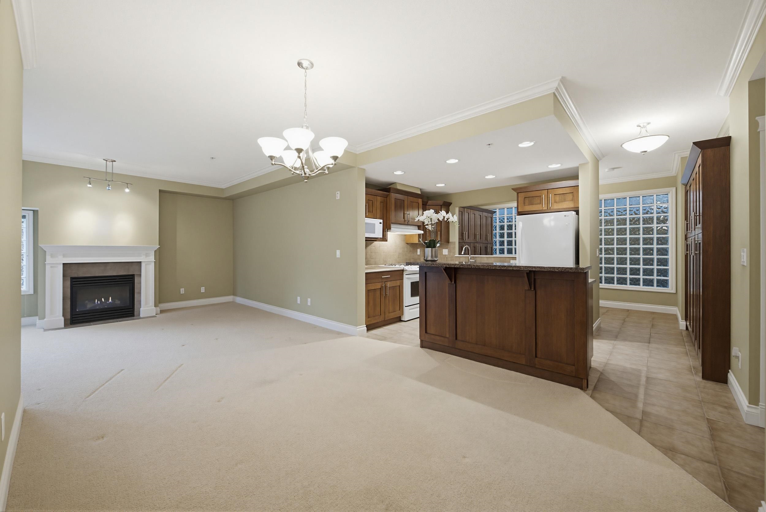 Additional image 3 of 203-15357 17a Avenue, Surrey, BC, V4A 1V4