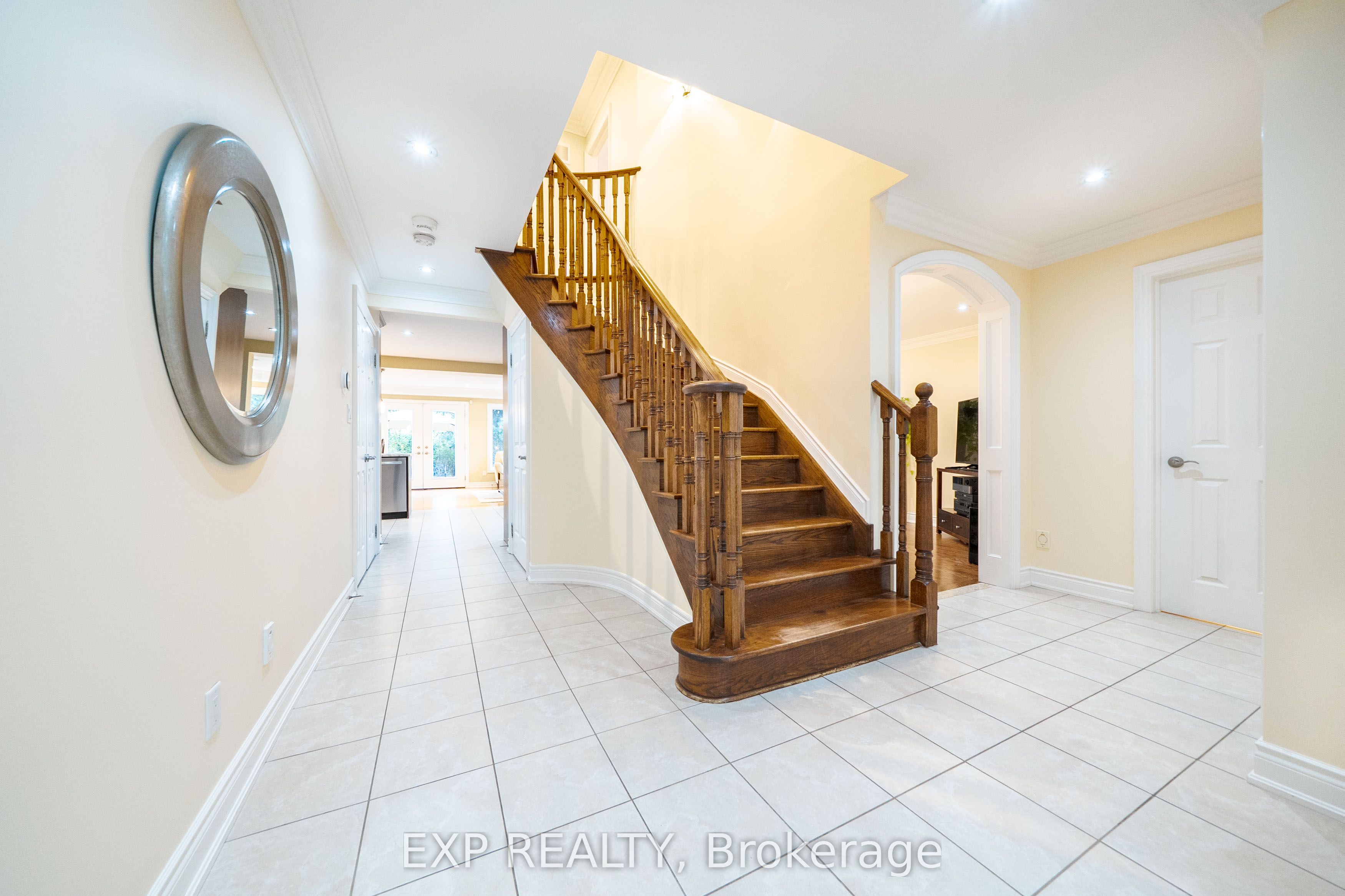 Additional image 3 of 90 Brillinger Street, Richmond Hill, ON, L4C 8Y3