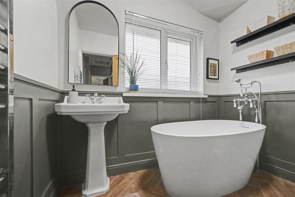 Additional image 23 of 3 bed semi-detached house for saleLarch Crescent, Beeston, Nottingham NG9