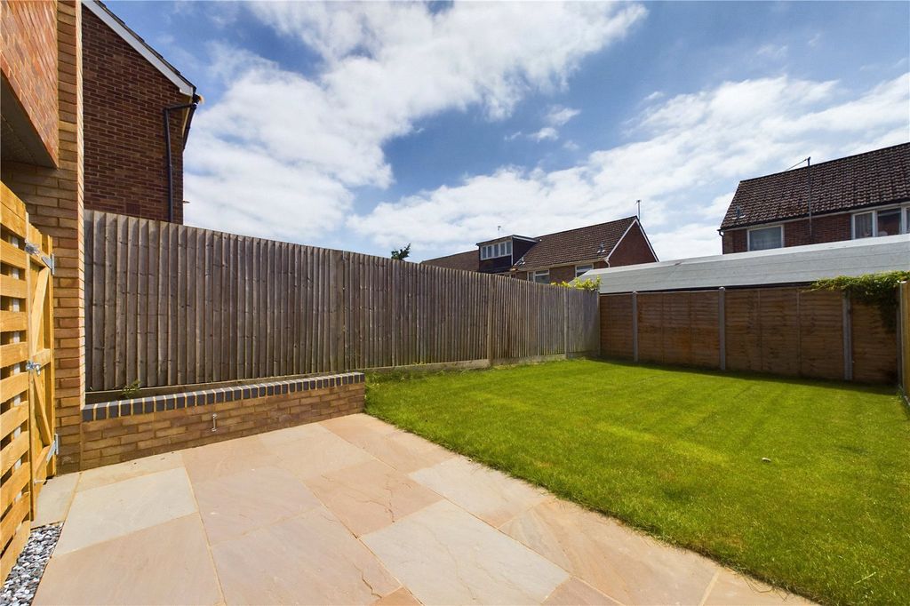 Additional image 14 of 3 bed town house to rentTurnpike Road, Newbury, Berkshire RG14