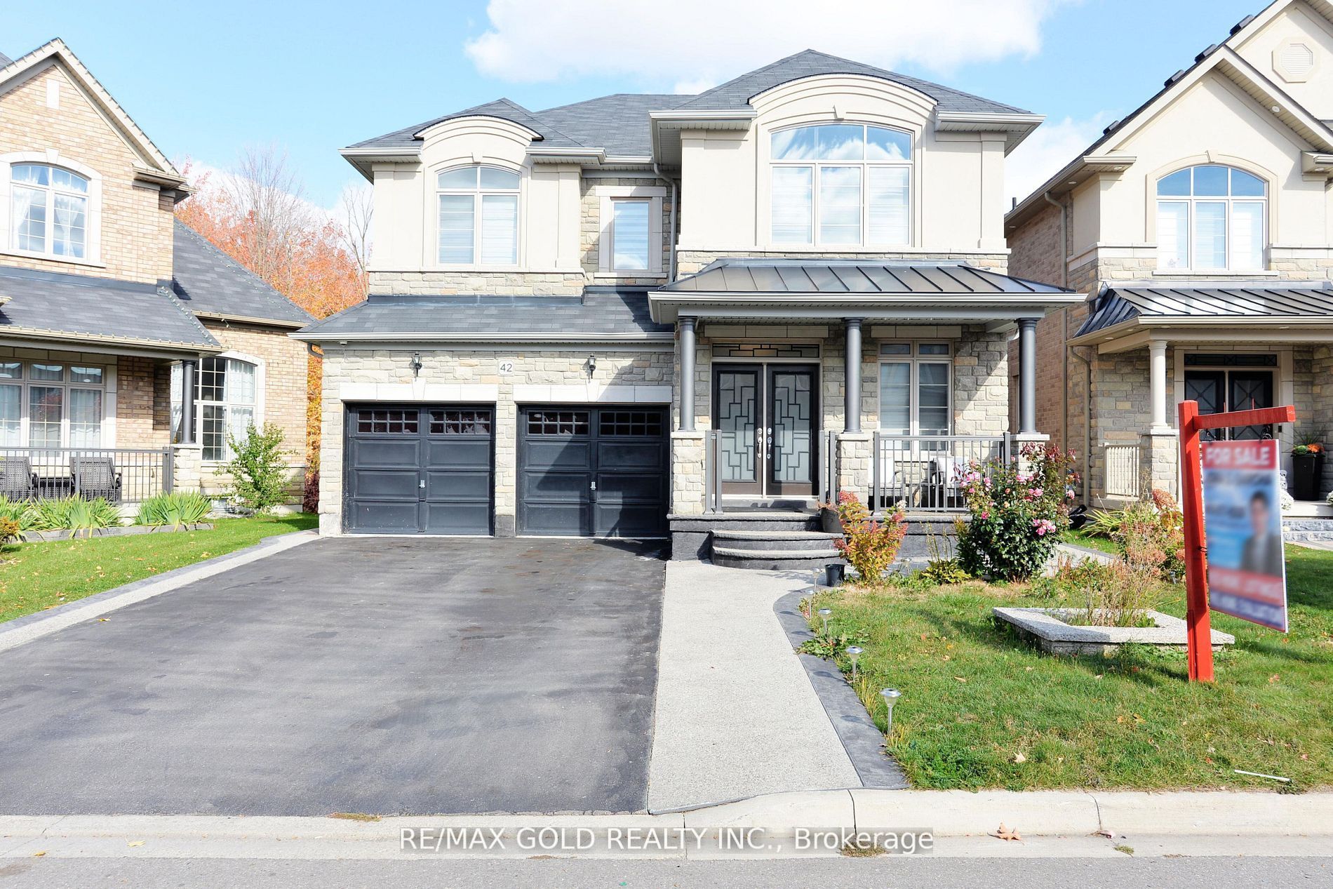 42 Brookwater Crescent, Caledon, ON, L7C 4A4