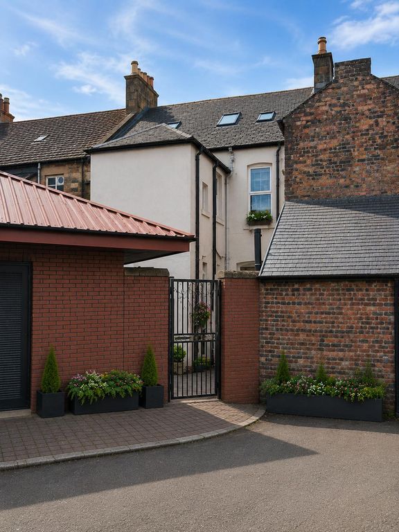 1 bed flat to rentMain Street, Wishaw, Lanarkshire ML2