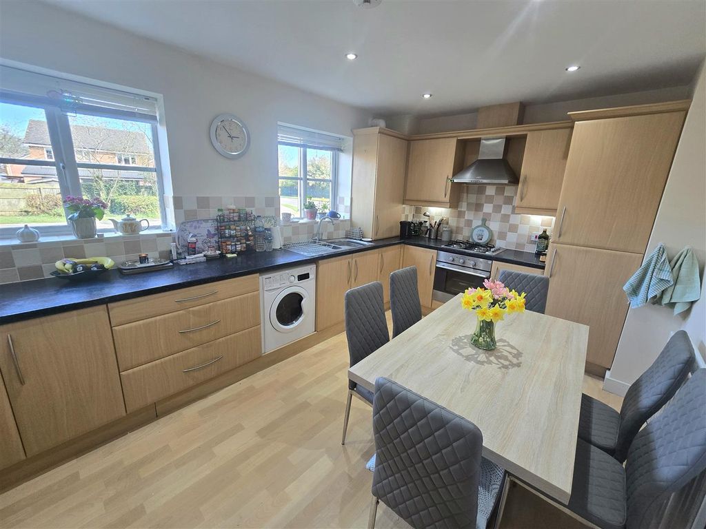 Additional image 4 of 2 bed flat to rentSwain Court, Middleton St. George, Darlington DL2