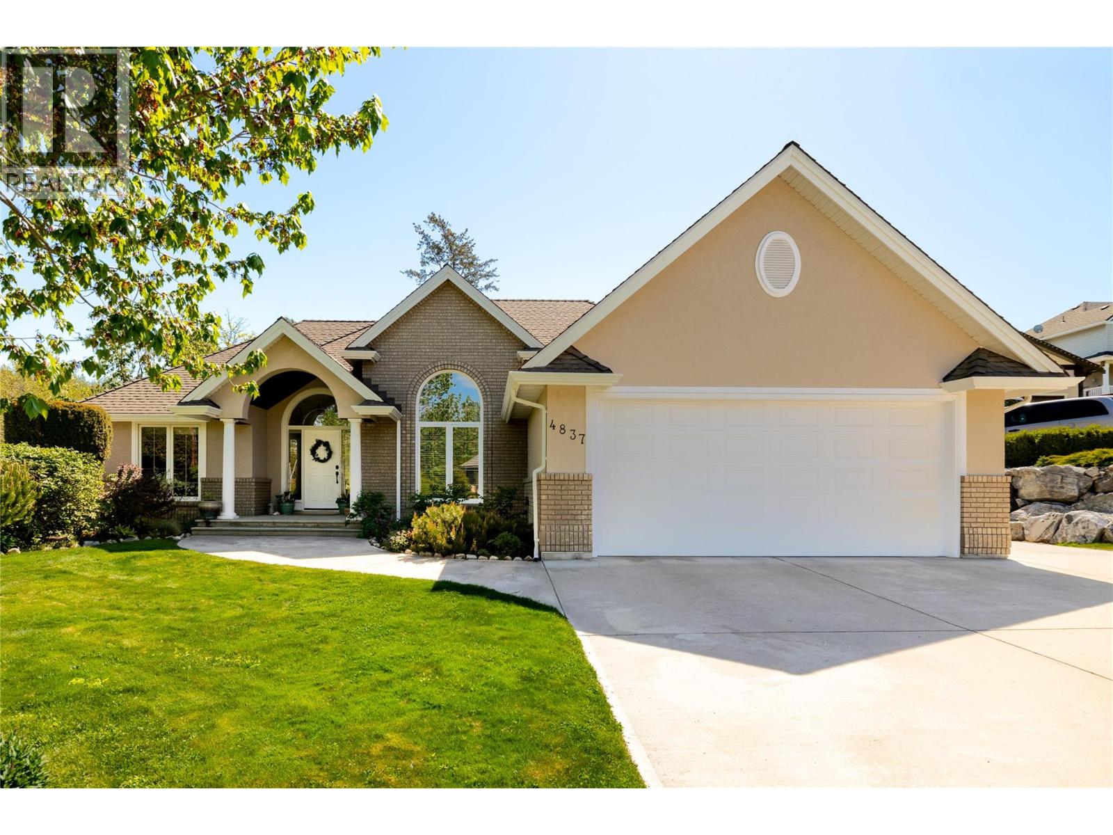 4837 Canyon Ridge Crescent, Kelowna, BC, V1W4A1