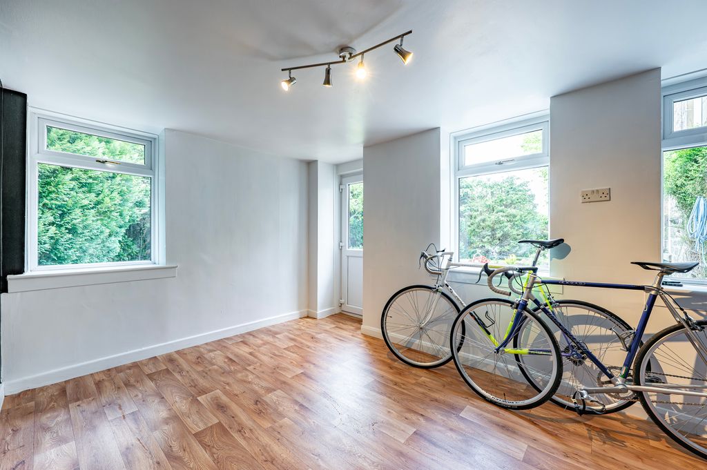 Additional image 60 of 5 bed detached house for saleClincarthill Road, Rutherglen, Glasgow G73