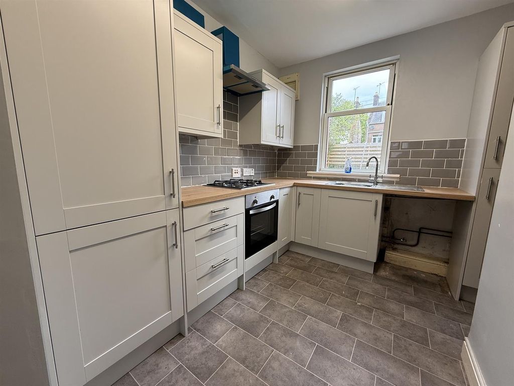 Additional image 2 of 2 bed flat for saleMillburn Avenue, Dumfries DG1