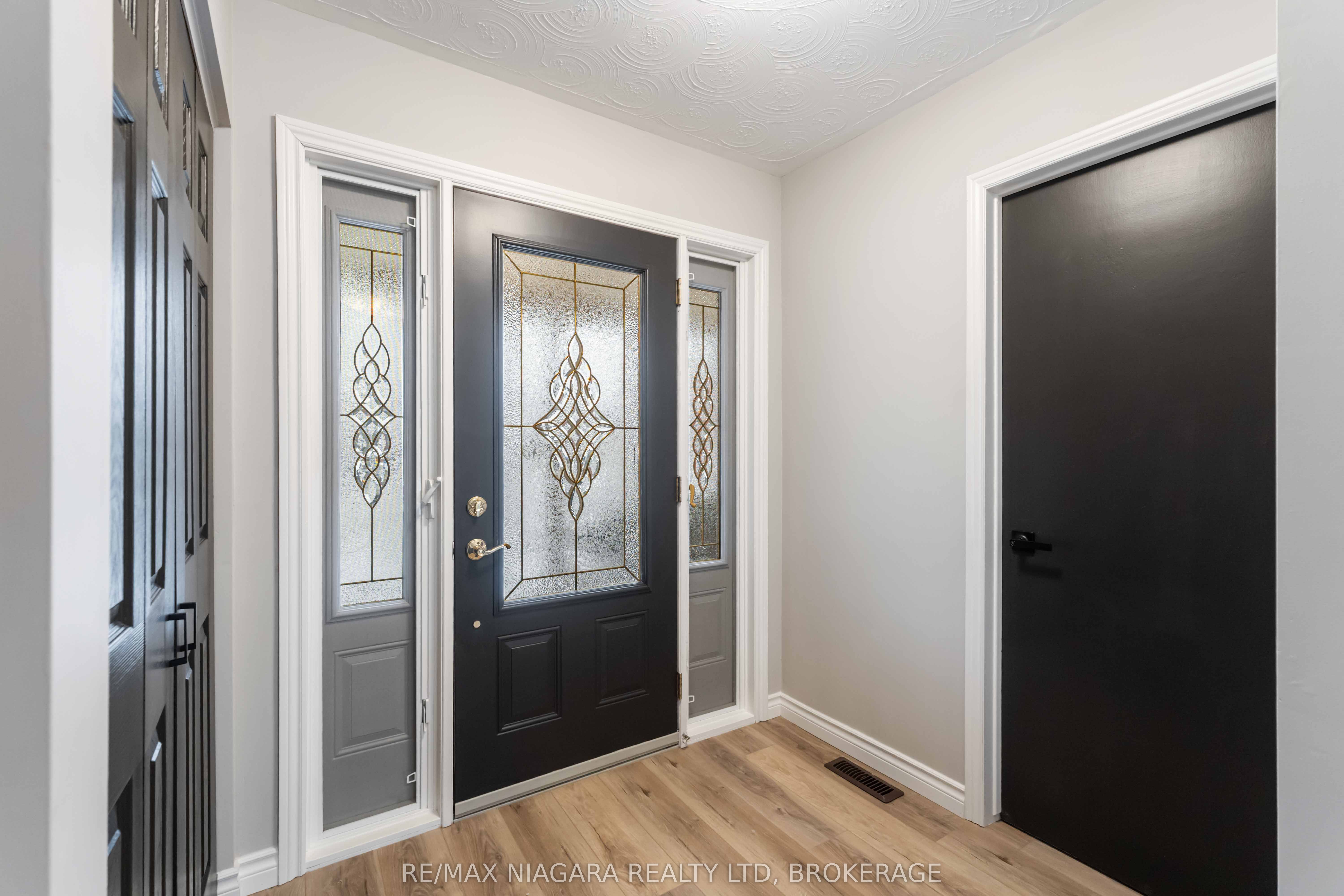 Additional image 4 of 10 Donegel Place, Hamilton, ON, L9A 4Z6