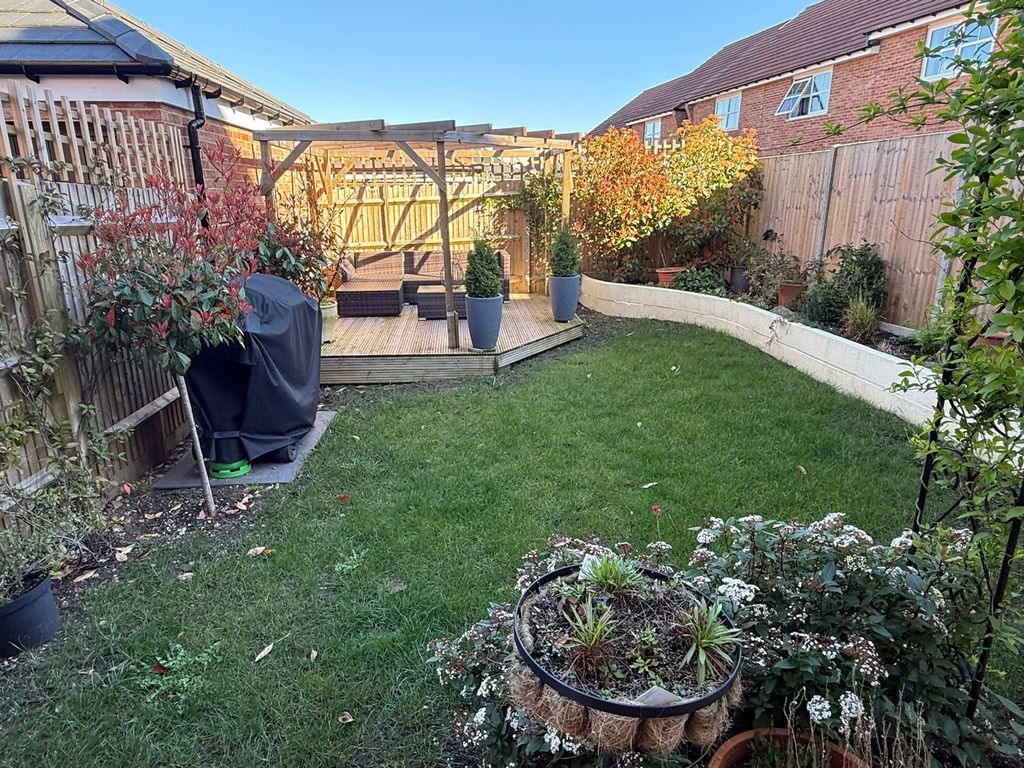 Additional image 20 of 3 bed town house for saleGarrison Meadows, Donnington, Newbury RG14