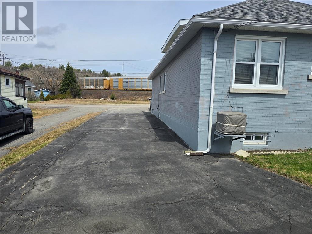 Additional image 5 of 405 Granite Street, Sudbury, ON, P3A4Z5