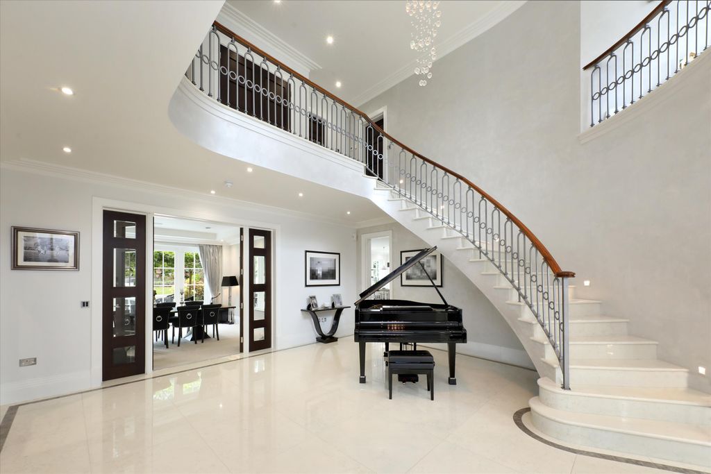 Additional image 2 of 8 bed detached house for saleMonks Close, Ascot, Berkshire SL5