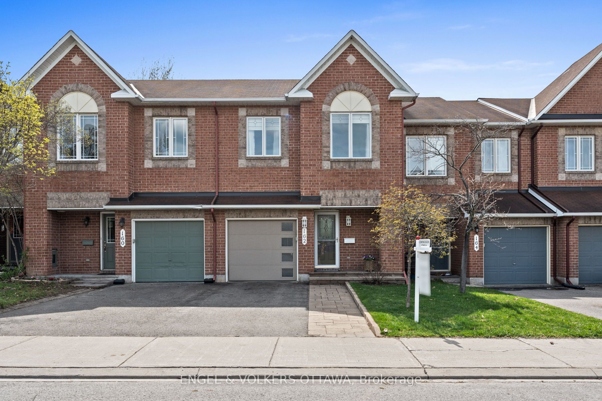 162 Sorento Street, Ottawa, ON, K2J 0B4
