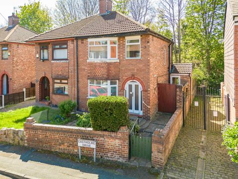 Eastholme Drive, Levenshulme, Manchester M19
