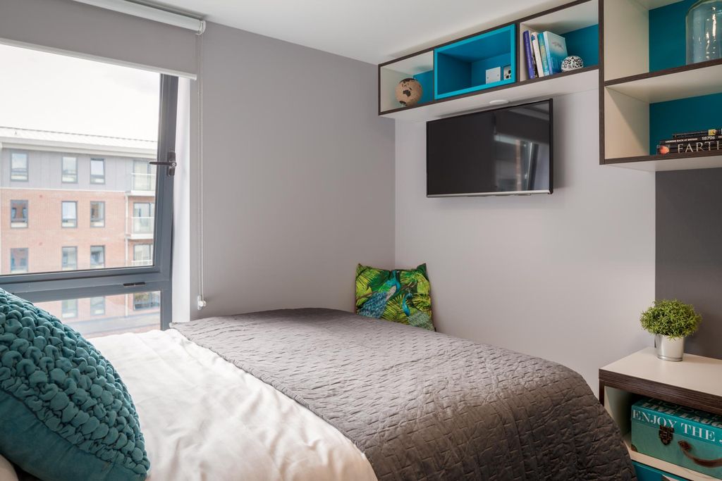 Room to rentCardigan Road, Leeds LS6