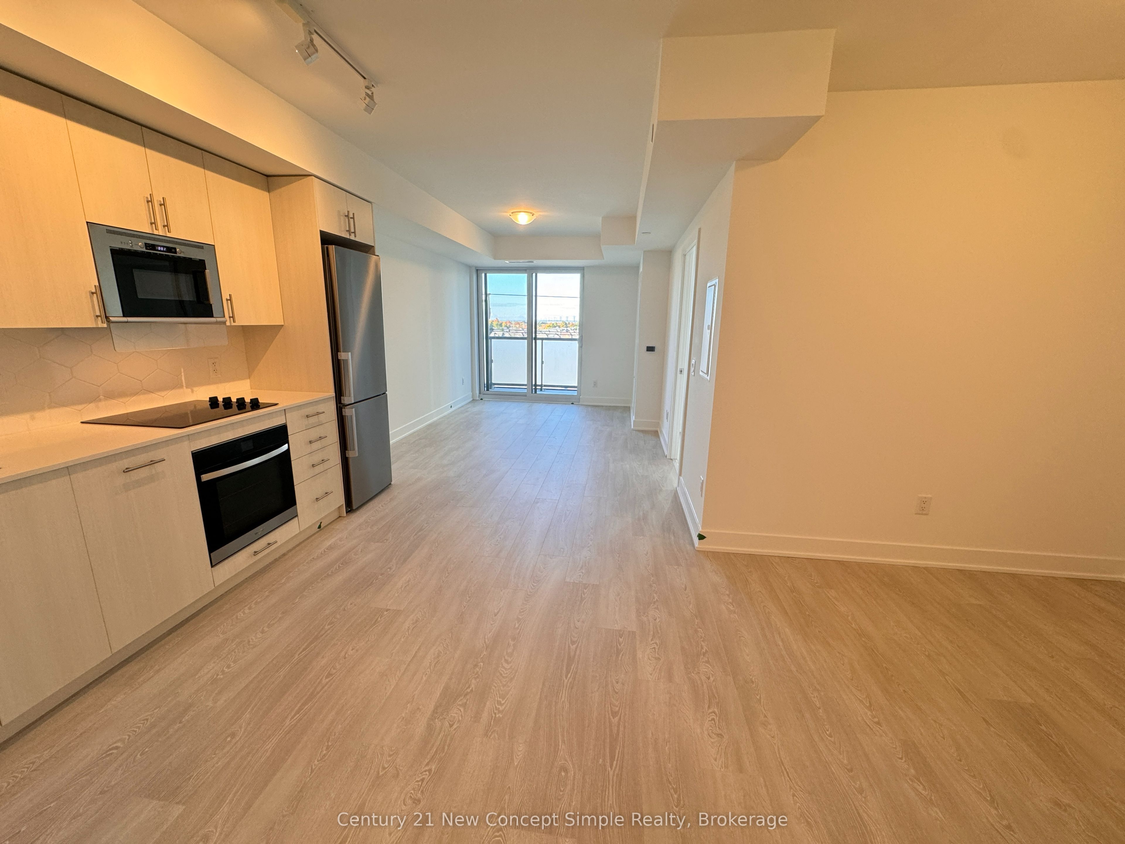 613-2545 Simcoe Street N, Oshawa, ON, L1L 0W3