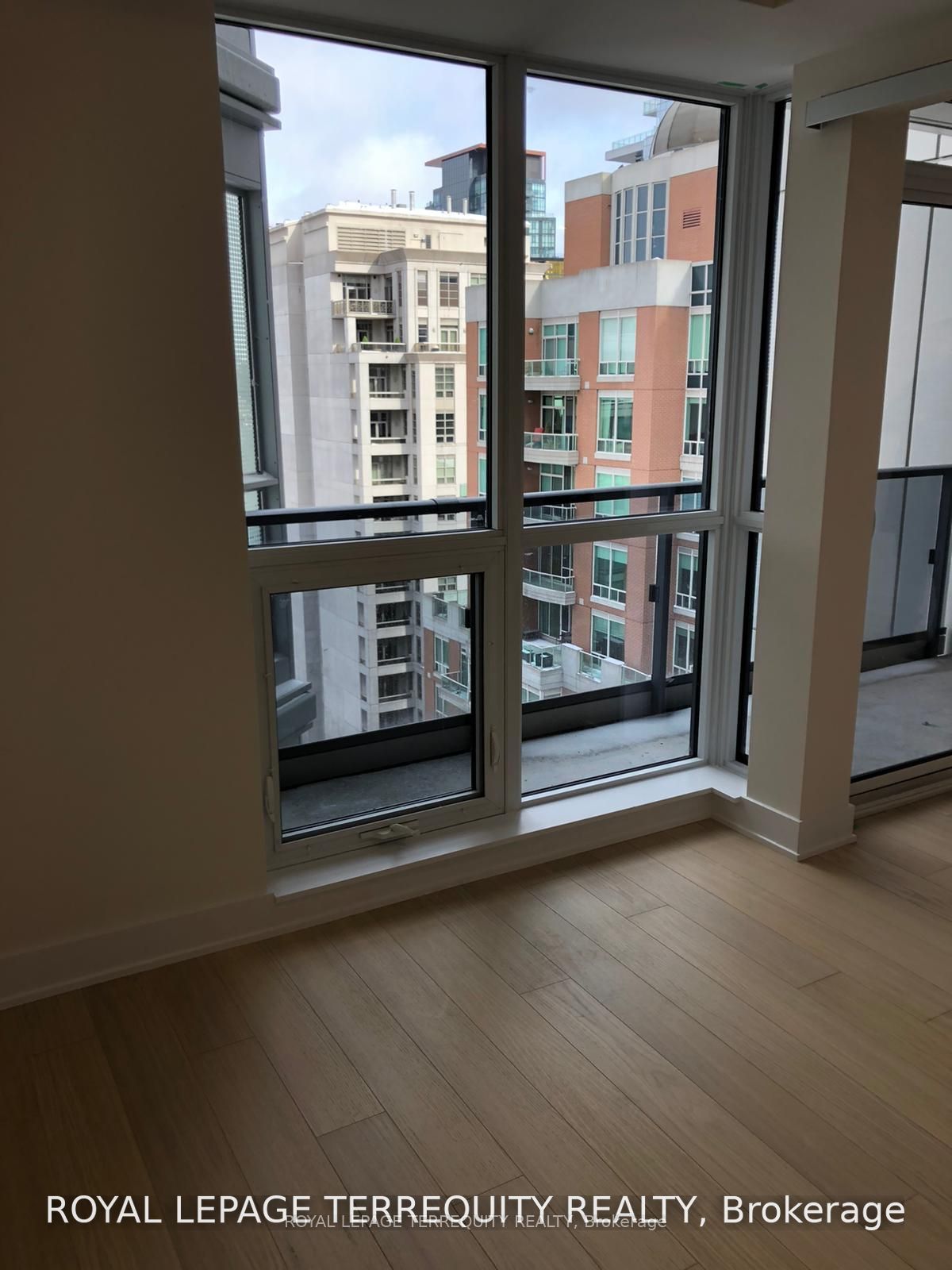Additional image 6 of 1705-88 Cumberland Street, Toronto, ON, M5R 1A3