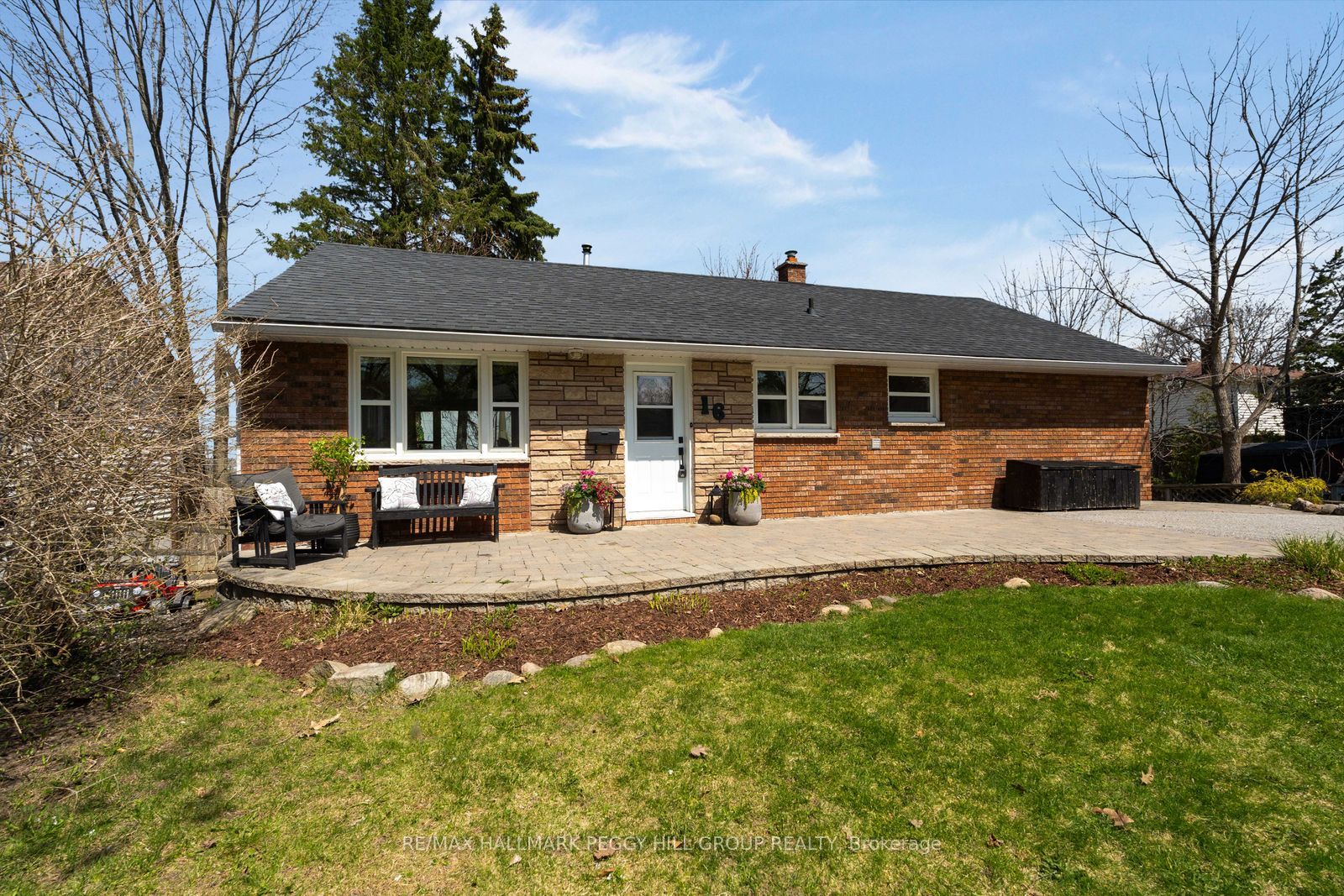 16 Murray Street, Barrie, ON, L4N 2X2