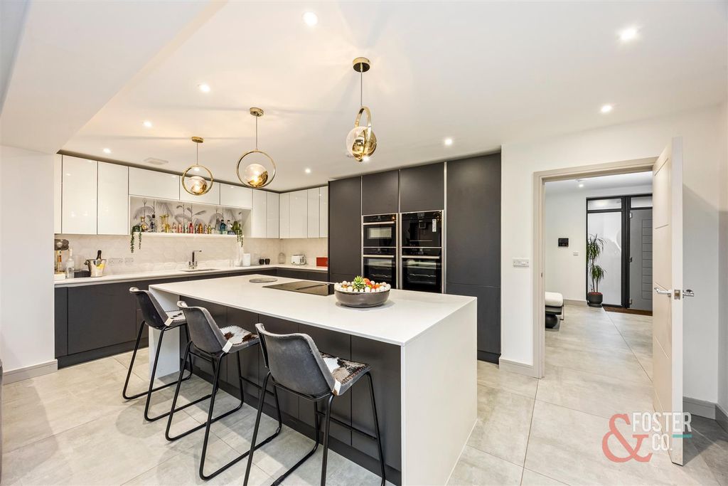 Additional image 24 of 4 bed detached house to rentColebrook Road, Brighton BN1