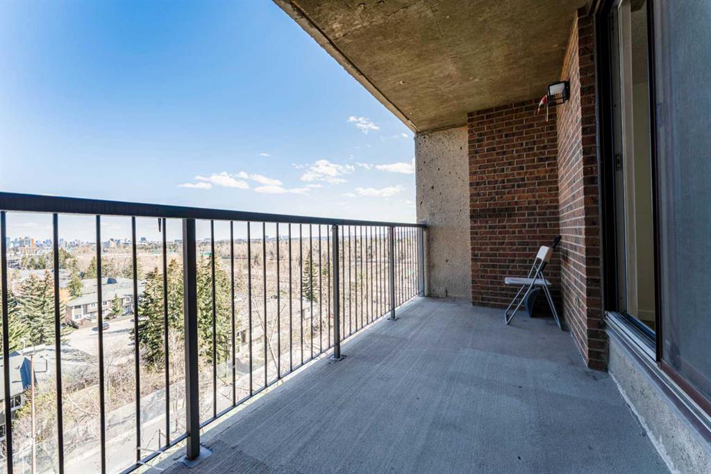 Additional image 6 of 802-4944 Dalton Drive NW, Calgary, AB, T3A 2E6
