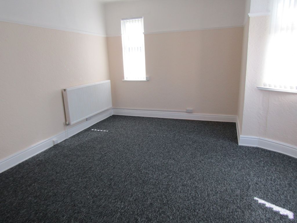 Additional image 4 of 2 bed flat to rentNorth Avenue, Rhyl, Denbighshire LL18