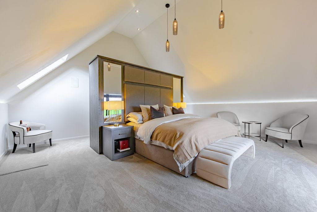 Additional image 8 of 6 bed barn conversion for saleBedfield Road, Woodbridge IP13