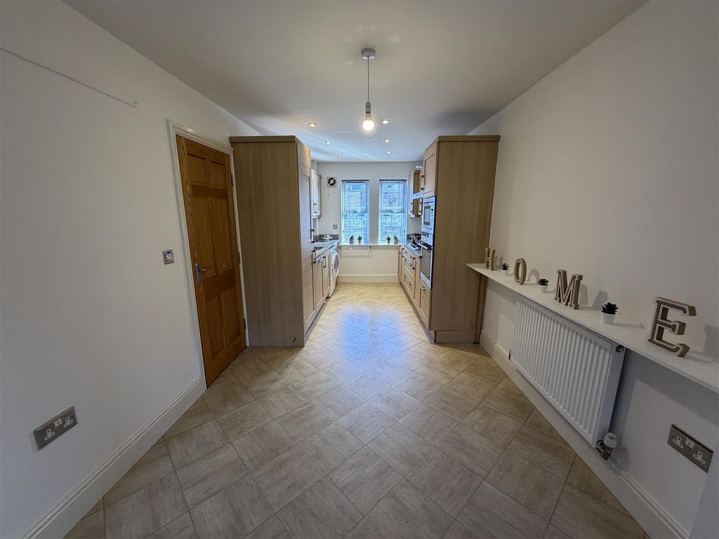 Additional image 3 of 4 bed terraced house to rentPark View, Alnwick NE66