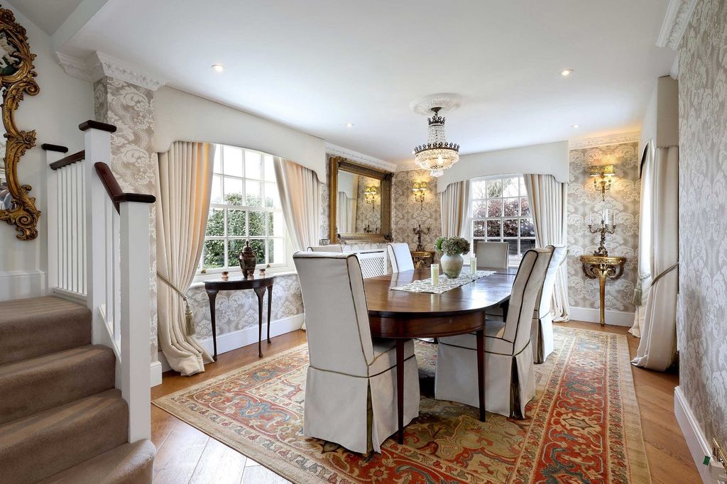 Additional image 7 of 6 bed detached house to rentChurch Road, Penn, High Wycombe HP10