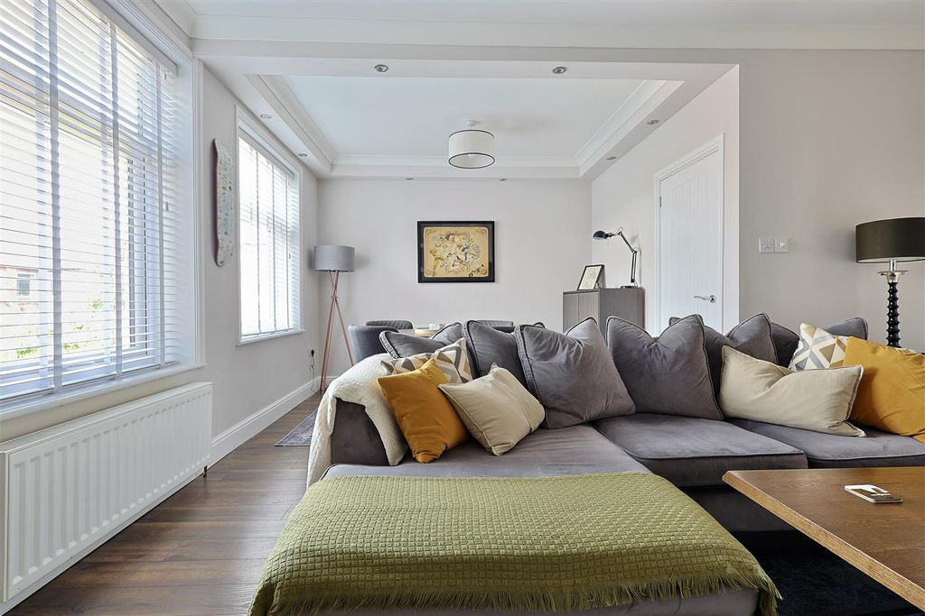 Additional image 8 of 2 bed flat for saleBenfield Road, North Heaton, Newcastle Upon Tyne NE6
