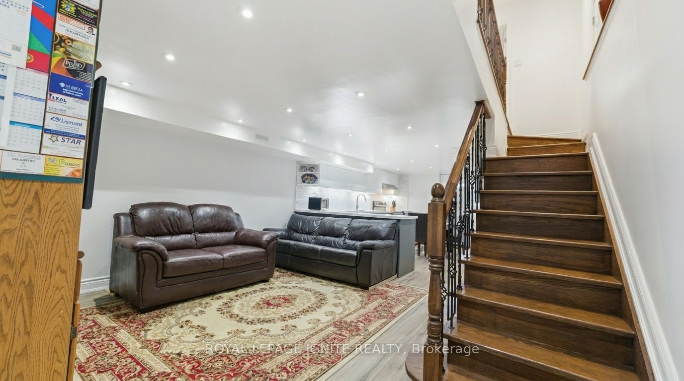 Additional image 5 of 10 Cayuga Avenue, Toronto, ON, M6N 2G1