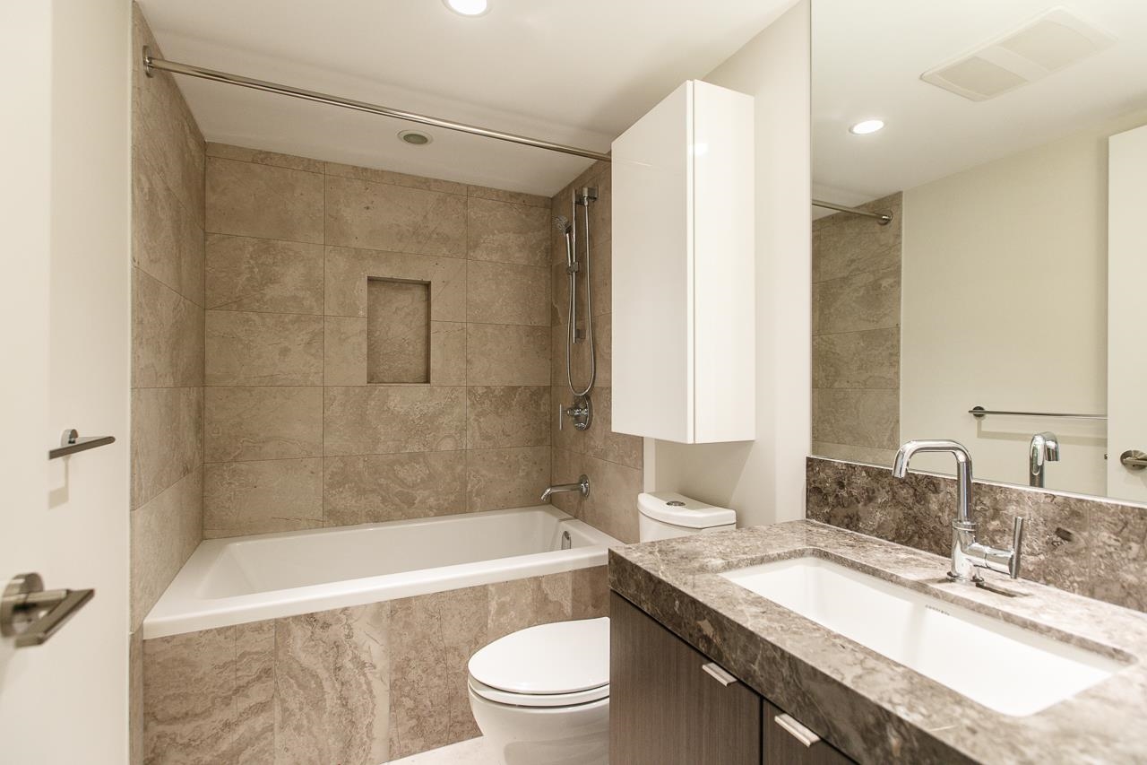 Additional image 5 of 701-125 14th Street E, North Vancouver, BC, V7M 2H8
