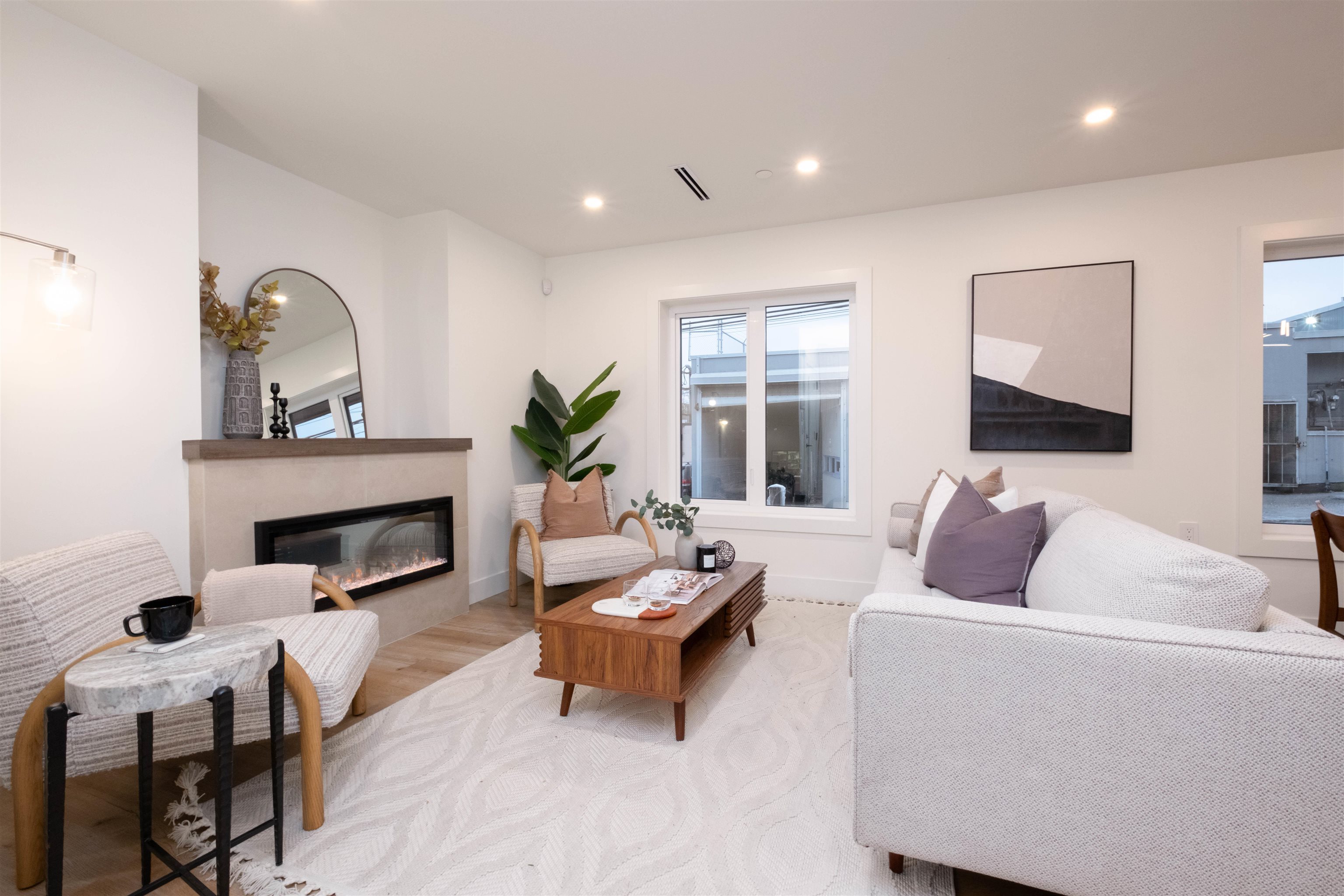 Additional image 4 of 2665 Pender Street E, Vancouver, BC, V5K 2B6