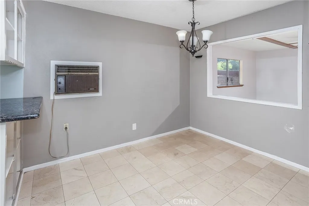 Additional image 13 of 7915 Owensmouth Avenue, Canoga Park, CA 91304