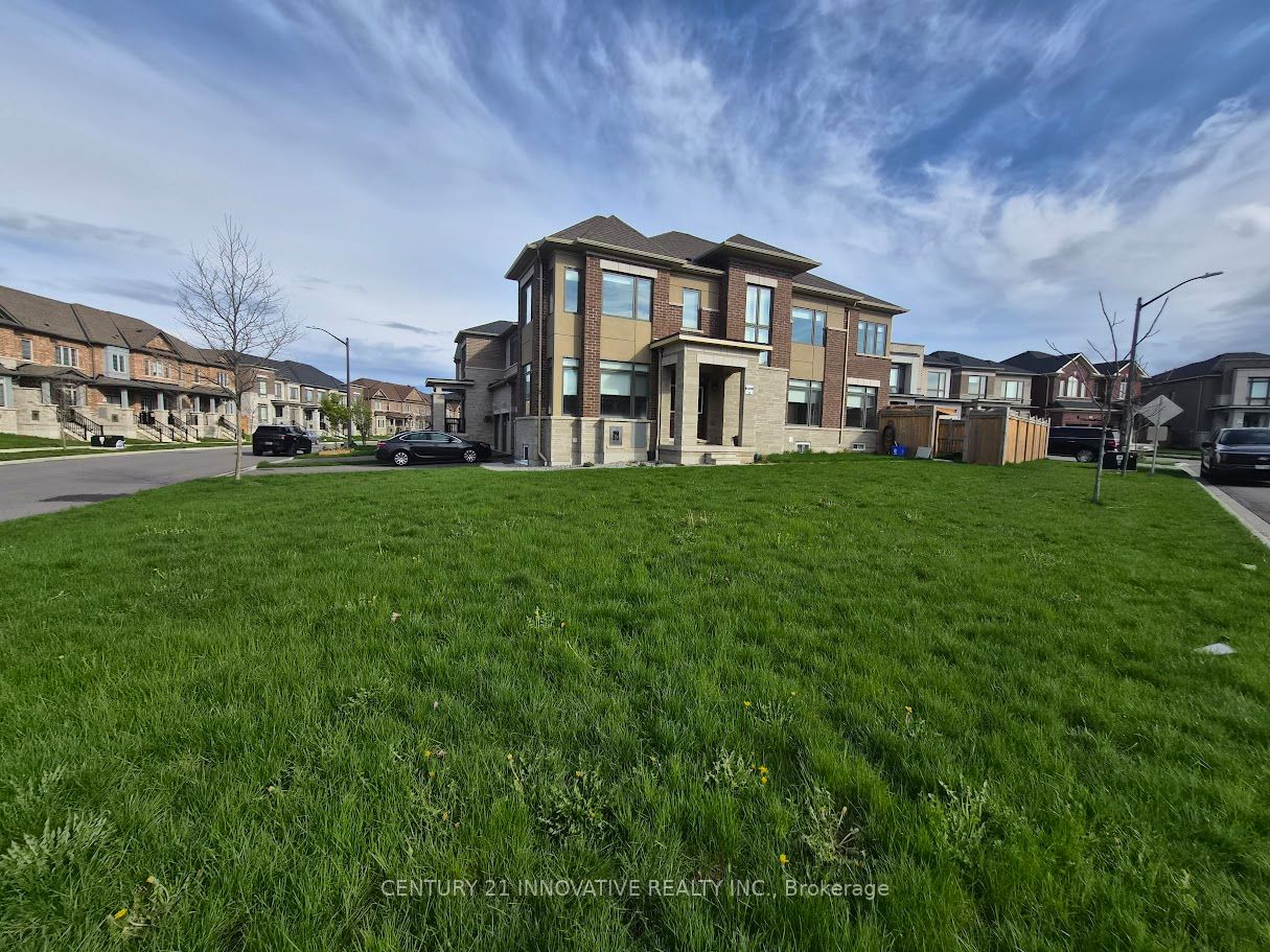 Additional image 3 of 1 Hahn Street, Whitby, ON, L1P 0G9