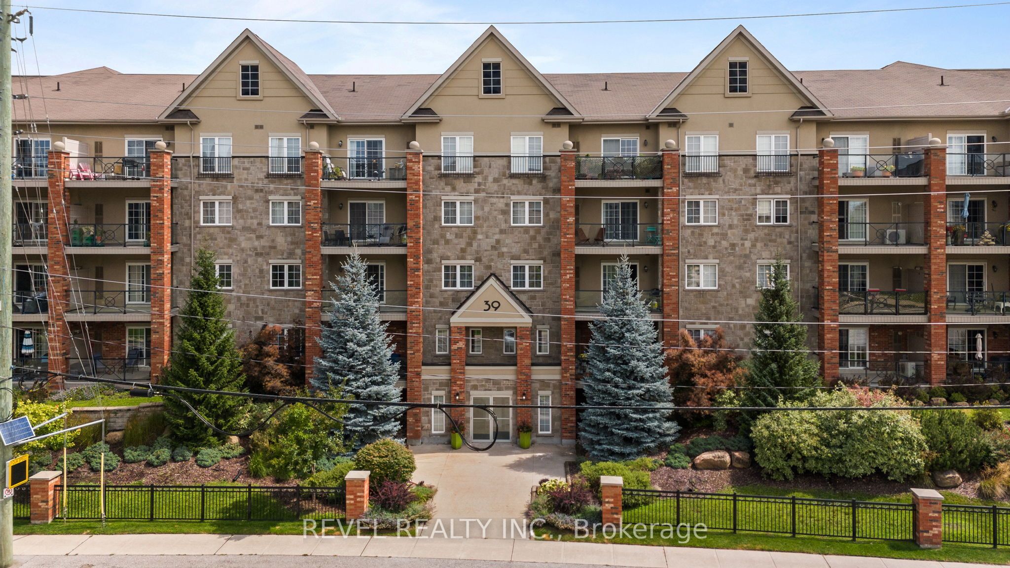 Additional image 2 of 106-39 Ferndale Drive S, Barrie, ON, L4N 5T5