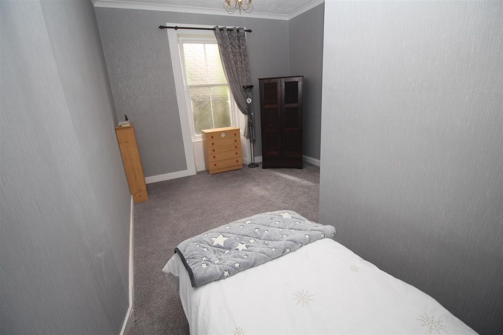 Additional image 14 of 4 bed flat for saleEldon Street, Greenock PA16