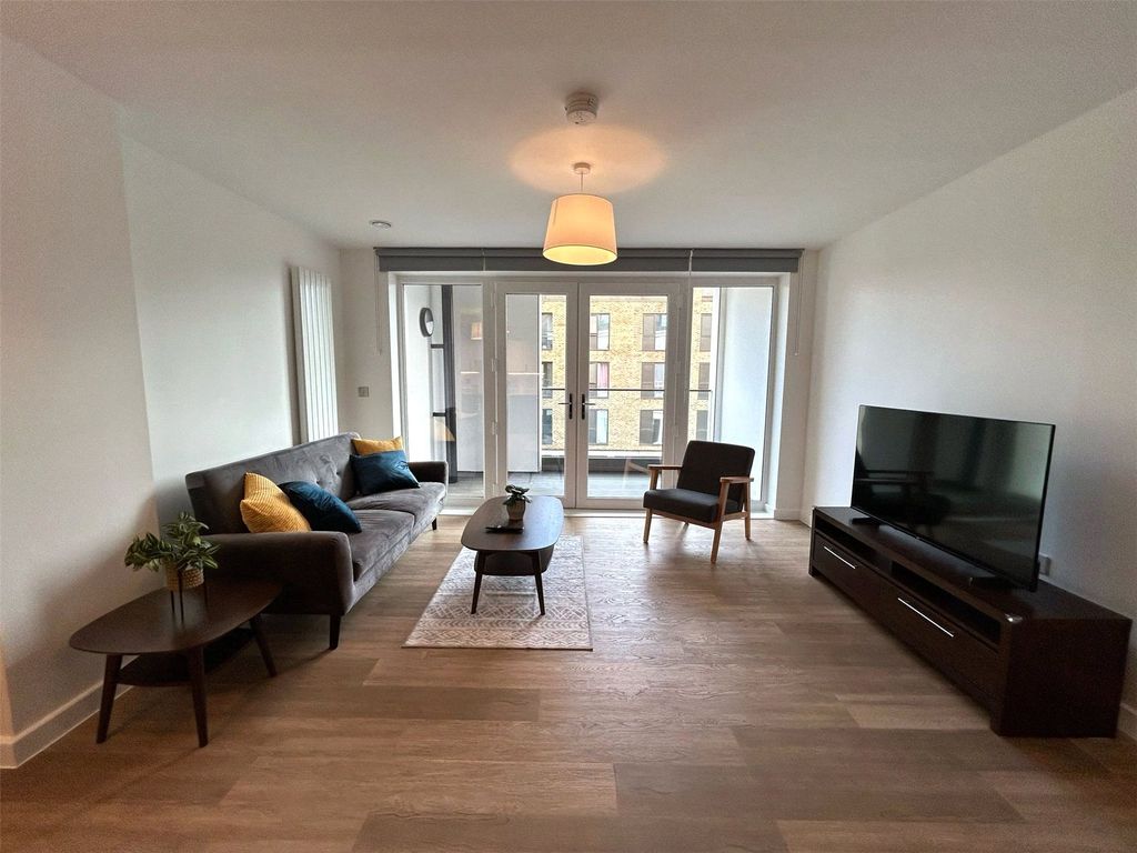 Additional image 2 of 2 bed flat to rentLeaping Birds Rise, Walton-On-Thames, Surrey KT12