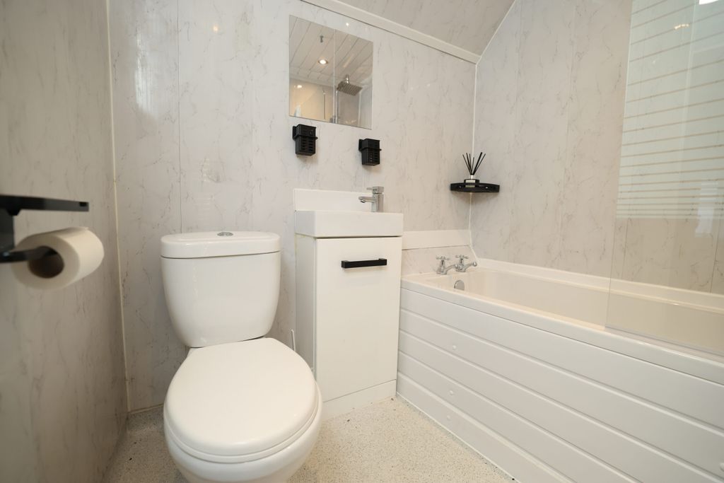 Additional image 19 of 2 bed flat for saleHigh Street, Maybole KA19