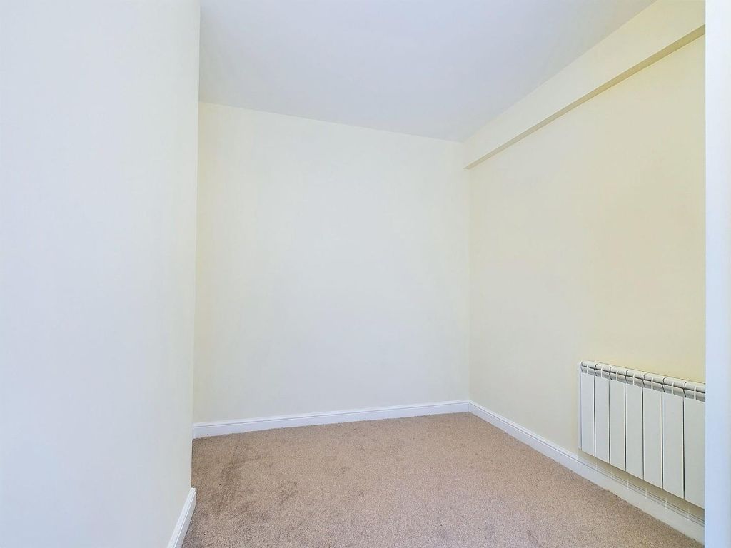 Additional image 9 of 2 bed flat to rentMarket Place, Wirksworth DE4