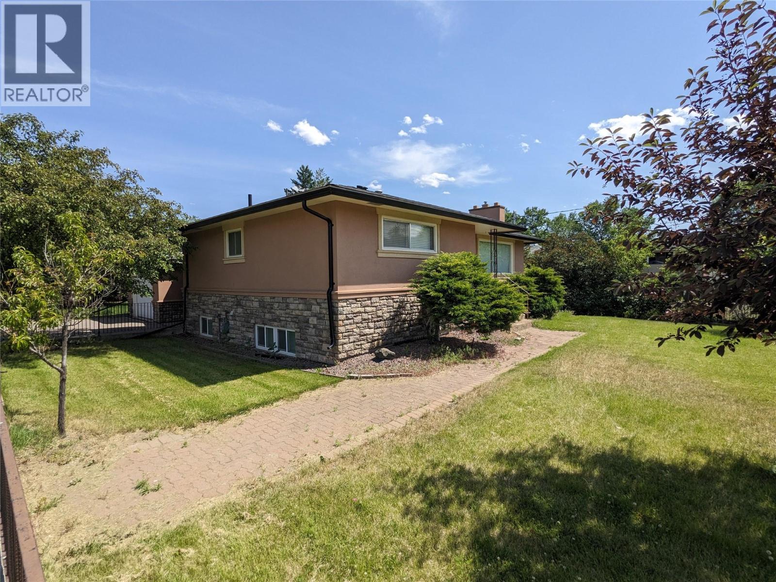 Additional image 2 of 1020 13th Street, Kamloops, BC, V2B3C9