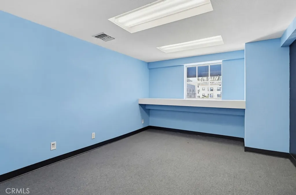 Additional image 41 of 129 W 5th Street, Long Beach, CA 90802