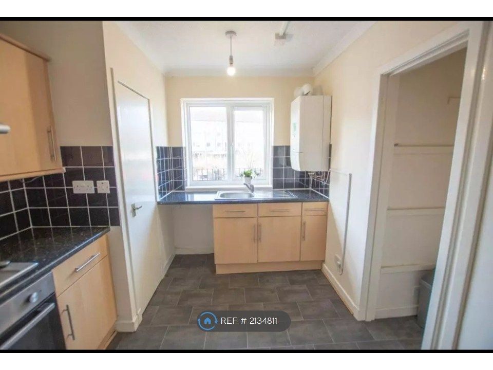 Additional image 10 of 3 bed flat to rentLinks St, Kirkcaldy KY1