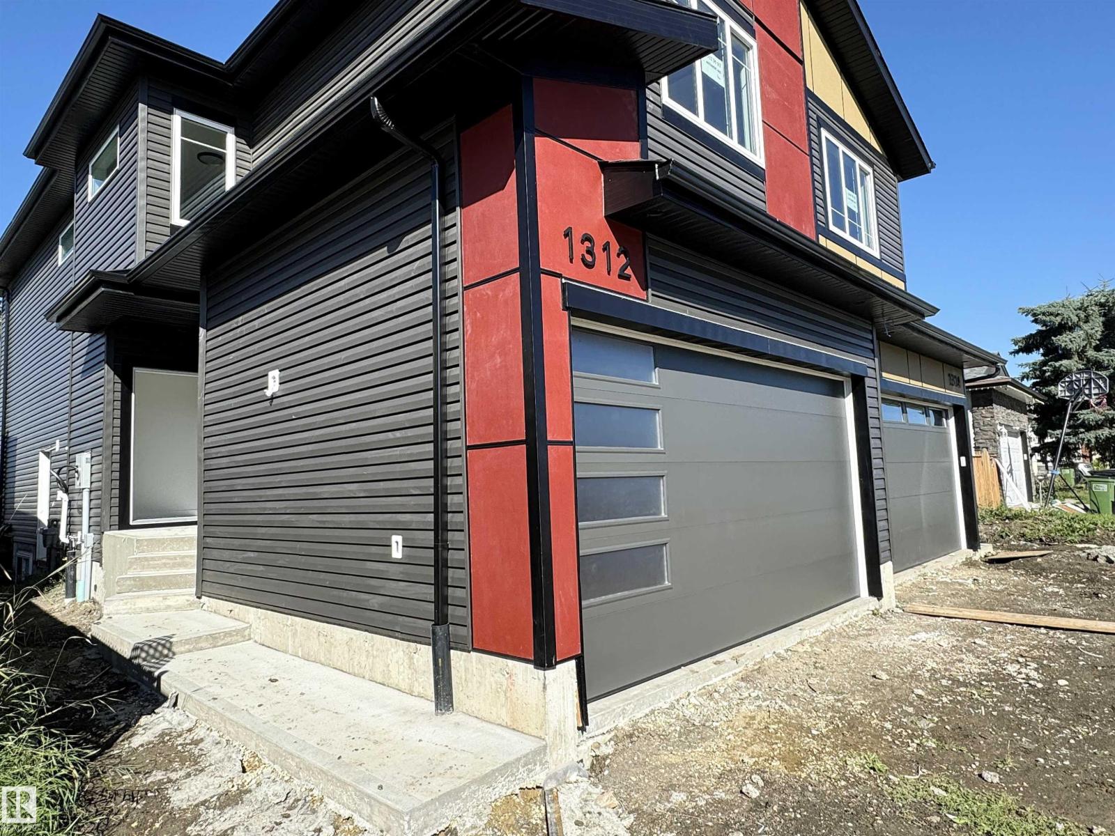 Additional image 3 of 1312 35 Street NW, Edmonton, AB, T6L3E8