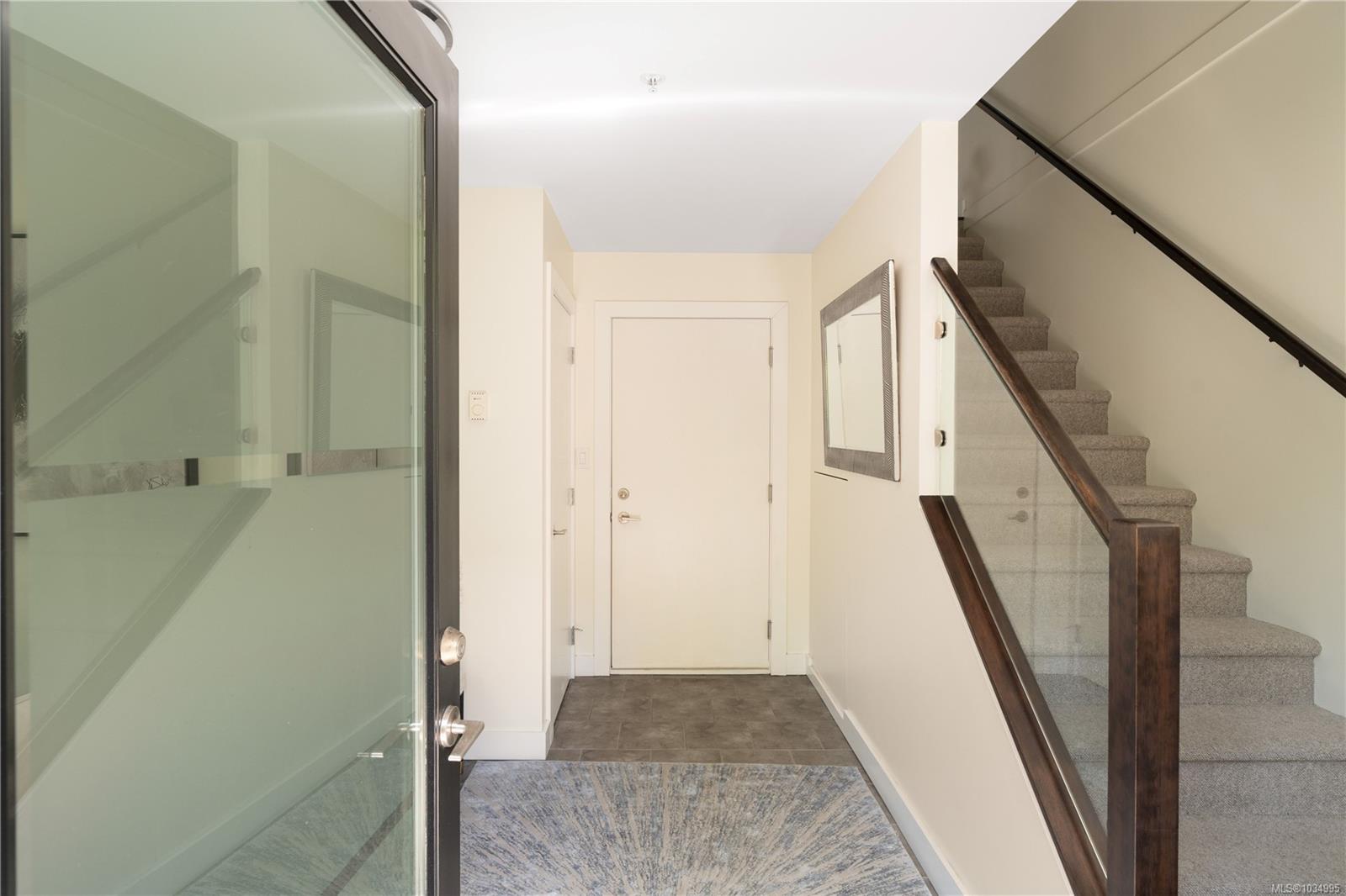 Additional image 5 of 2-1234 Johnson Street, Victoria, BC, V8V 3P1