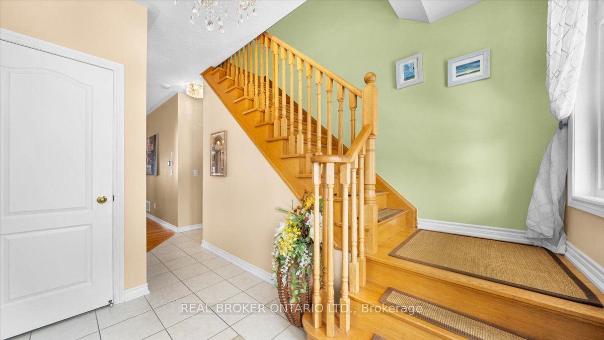 Additional image 6 of 636 Serafini Crescent, Milton, ON, L9T 7P1