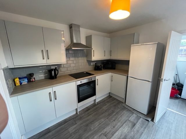Additional image 2 of 4 bed terraced house to rentSummergangs Road, Hull HU8