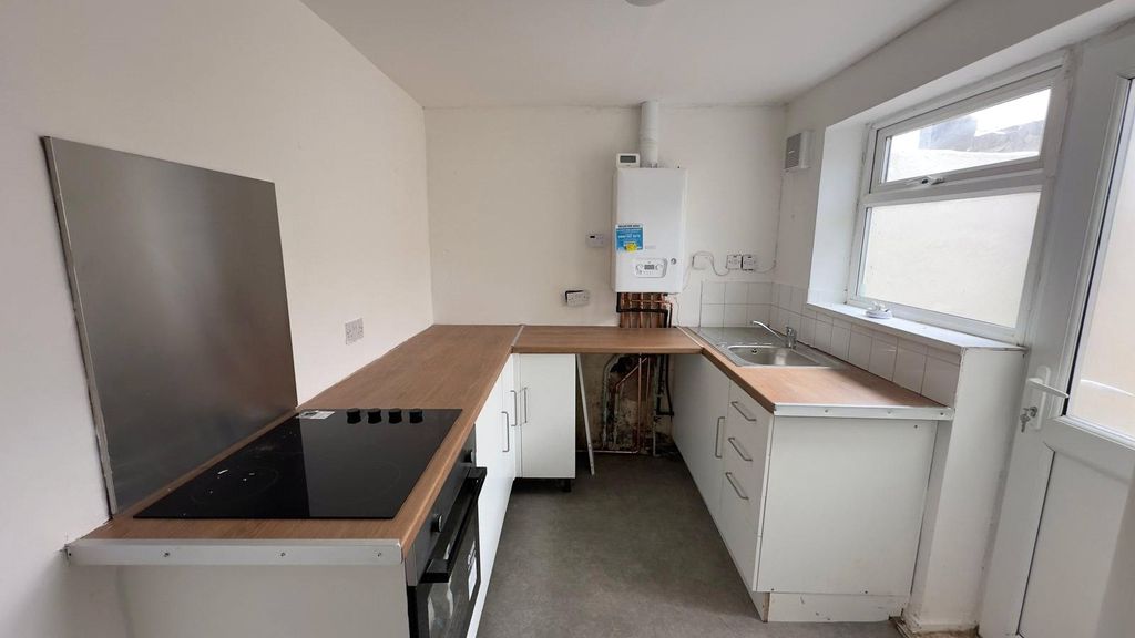 Additional image 4 of 2 bed terraced house to rentStephen Street, Hartlepool, Durham TS26