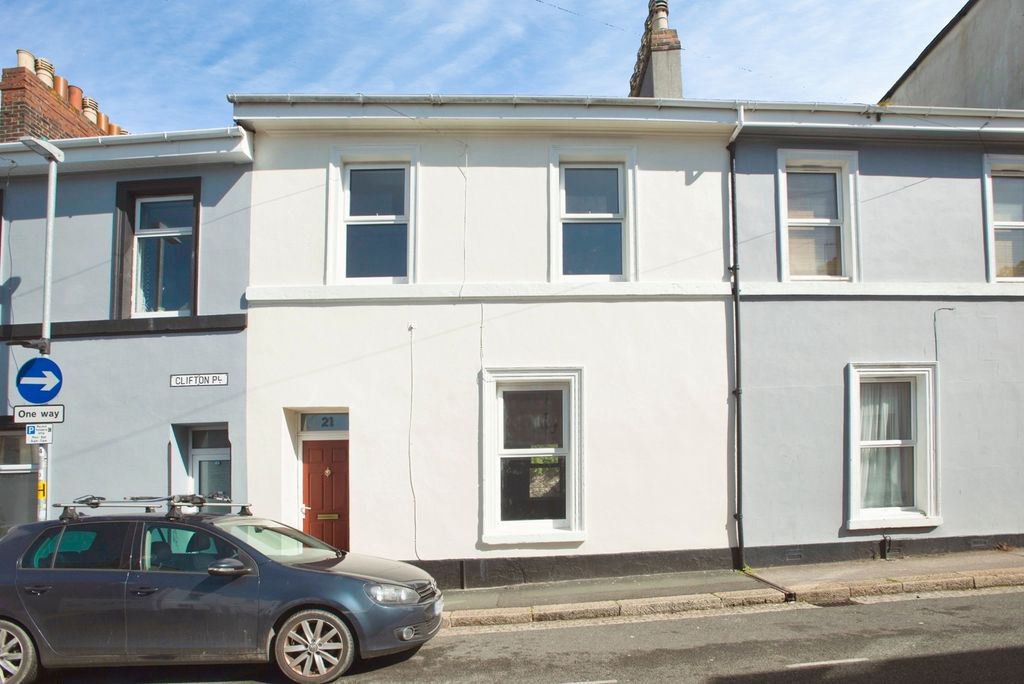 3 bed terraced house for saleClifton Place, Plymouth, Devon PL4