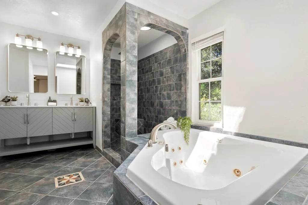 Additional image 111 of 2143 Tierra Verde Road, Vista, CA 92084