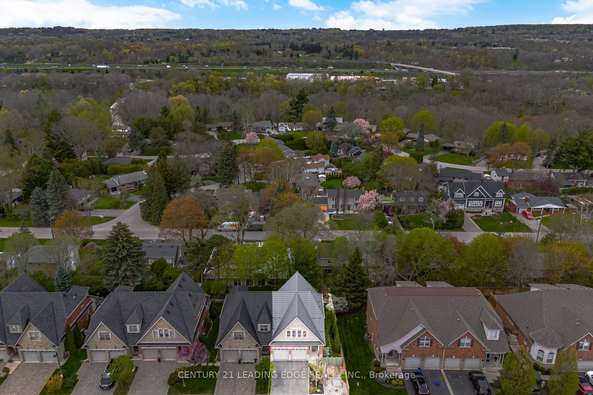 Additional image 2 of 1051 Fernridge Common, Burlington, ON, L7T 1G1