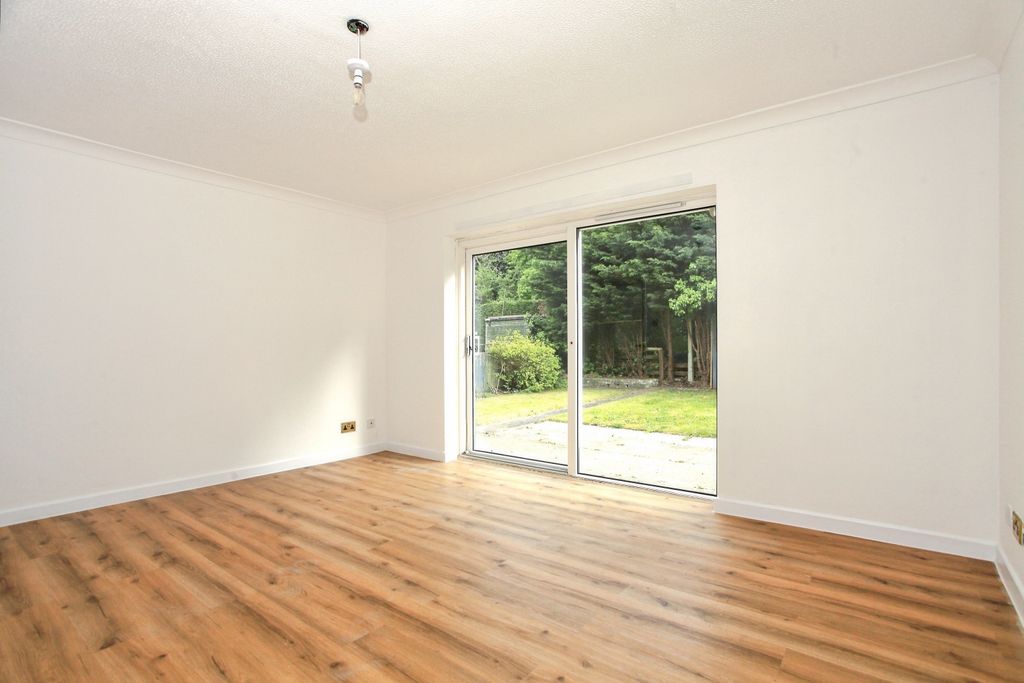 Additional image 10 of 5 bed semi-detached house to rentBathurst, Peterborough PE2